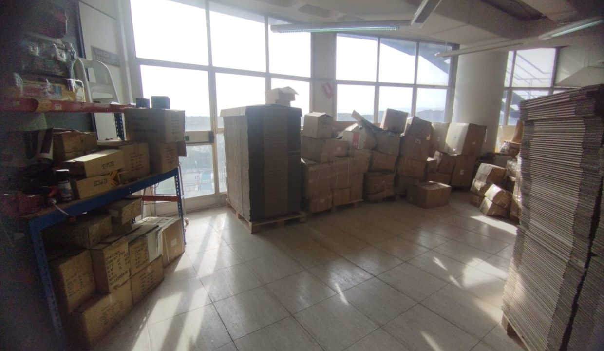 a3cb9ab3-a12b-44a0-8f2f-75d035a29738