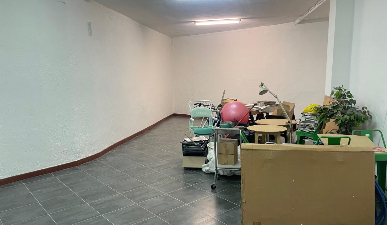 ef628986-5d3e-4c09-ae6a-946631591f18