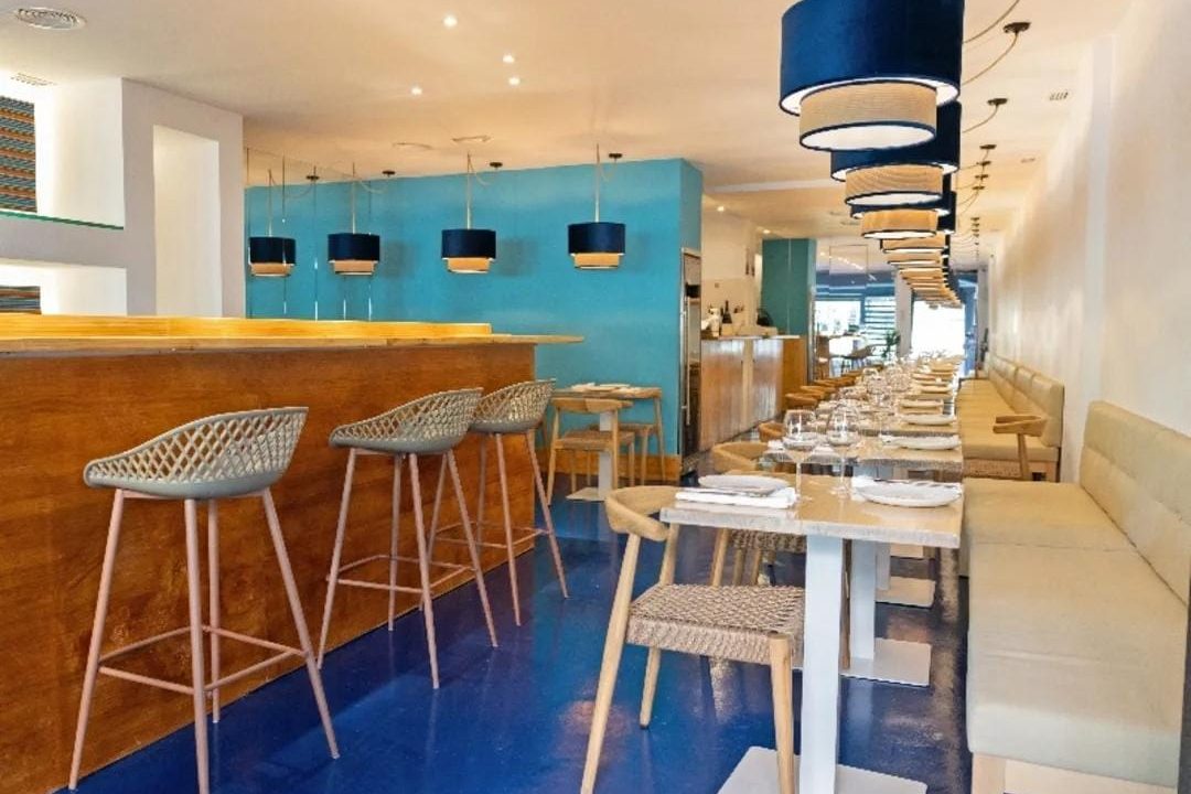 f2fb76af-b30a-440f-8e99-78b2ec07b952